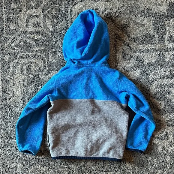 Patagonia Kids Blue and Gray Fleece Zip-up Hoodie - Picture 3 of 5
